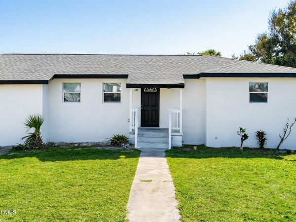208 Bonner Avenue S, Daytona Beach, FL 32118