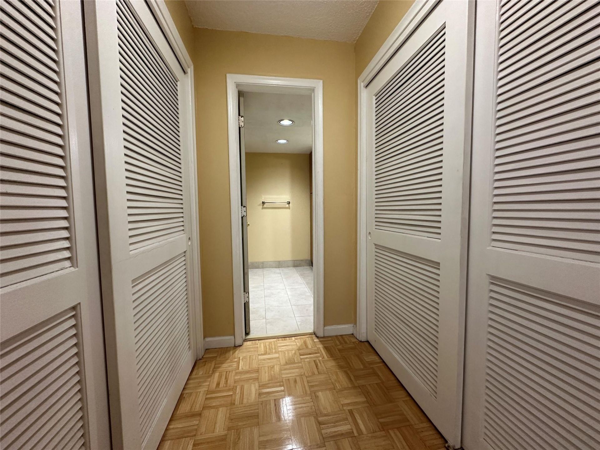 6630 Racquet Club Drive, Unit 163, Fort Lauderdale, FL 33319 Photo