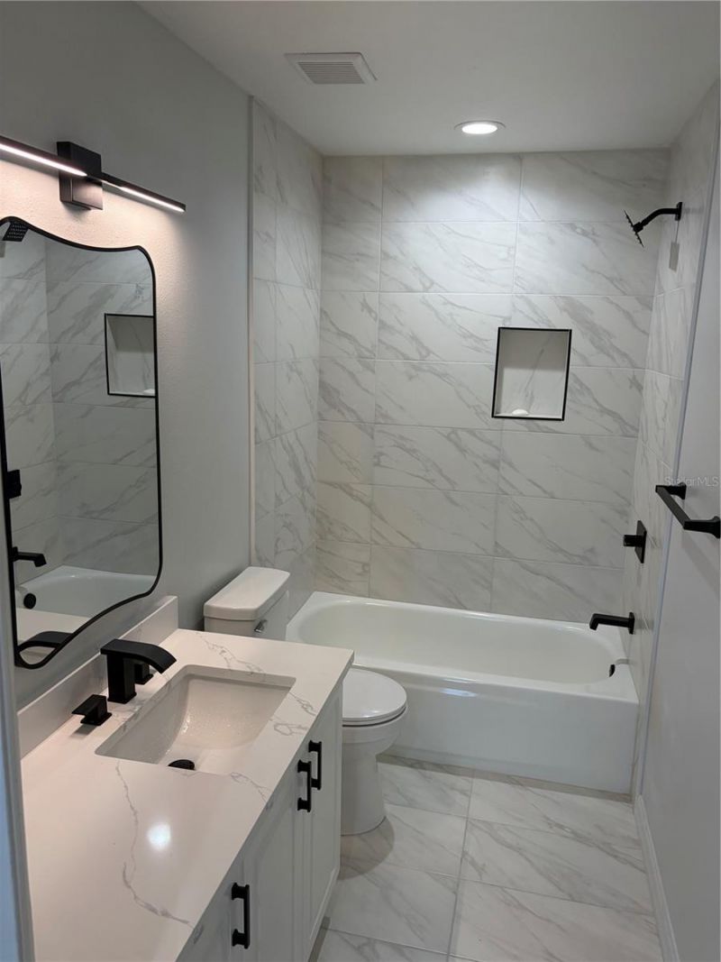 6928 43rd Court E, Sarasota, FL 34243 Photo