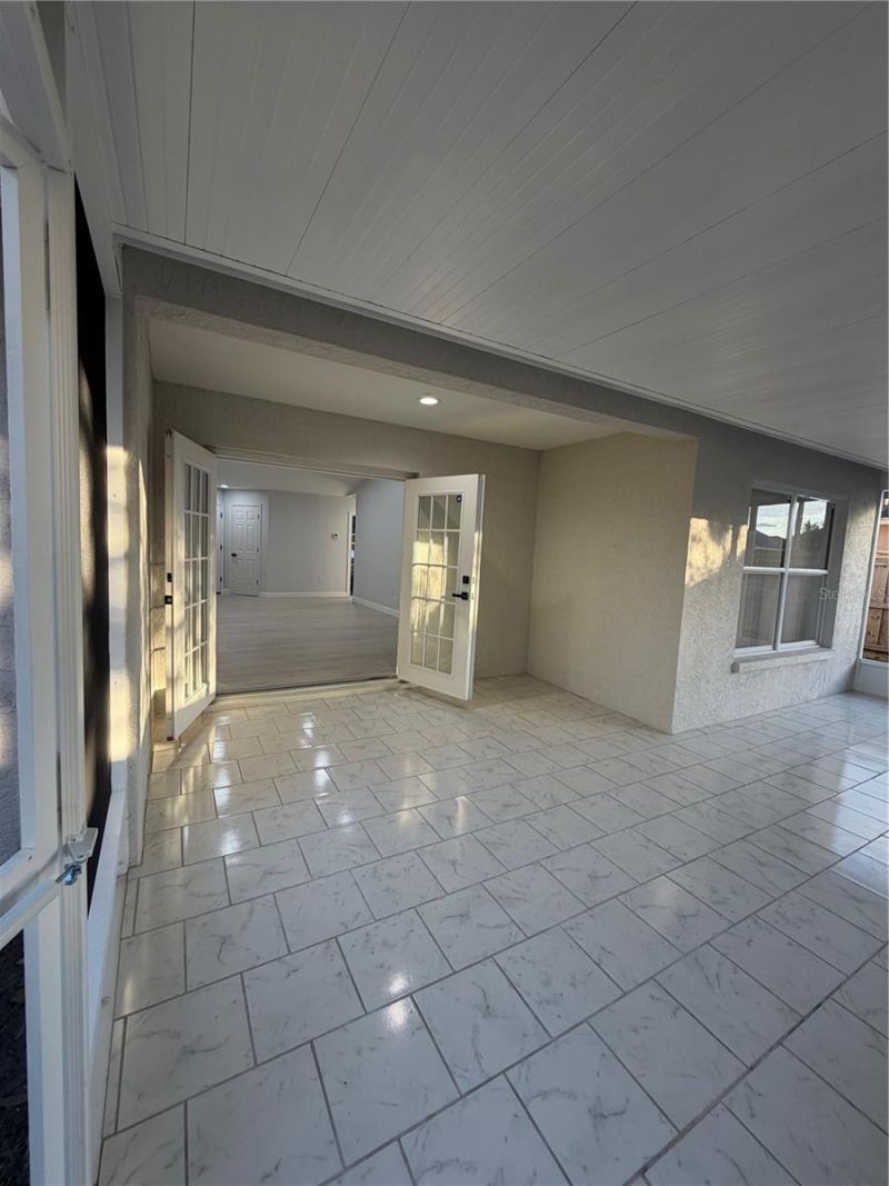 6928 43rd Court E, Sarasota, FL 34243 Photo