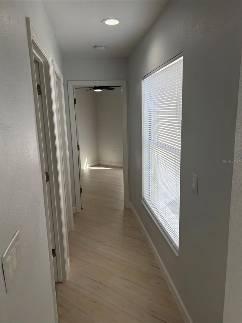 6928 43rd Court E, Sarasota, FL 34243 Photo