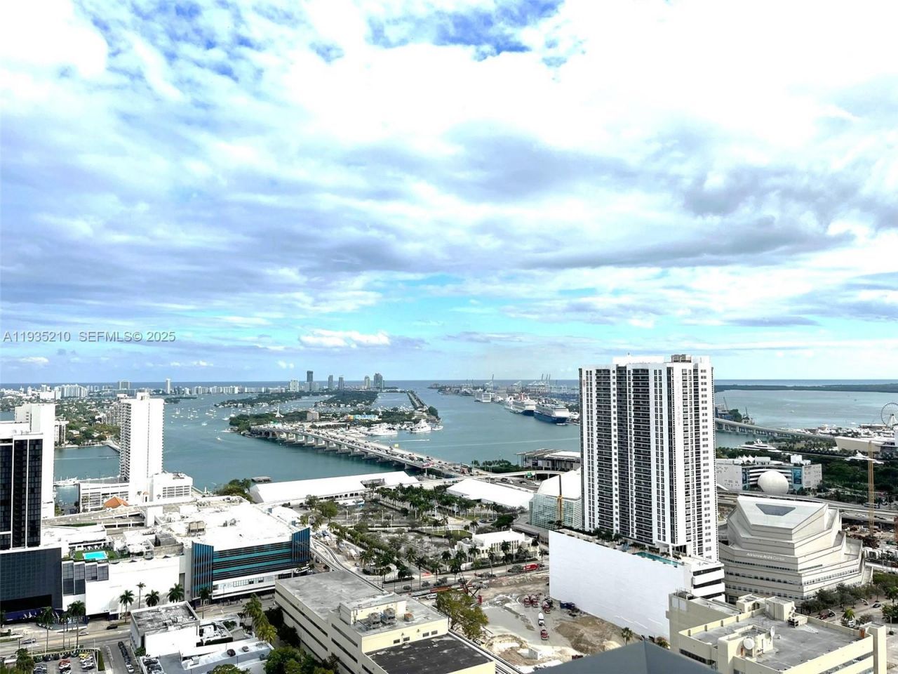 1600 NE 1st Ave, Unit 3606, Miami, FL 33132 Photo