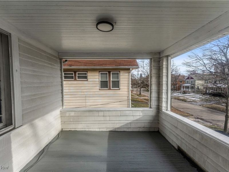 11913 Buckingham Avenue, Unit 2/UP, Cleveland, OH 44120 Photo 3