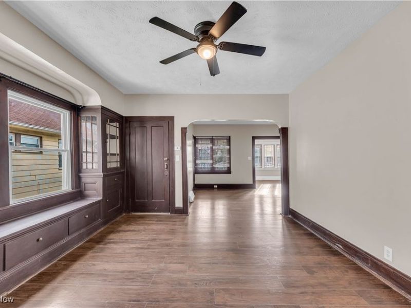 11913 Buckingham Avenue, Unit 2/UP, Cleveland, OH 44120 Photo 6