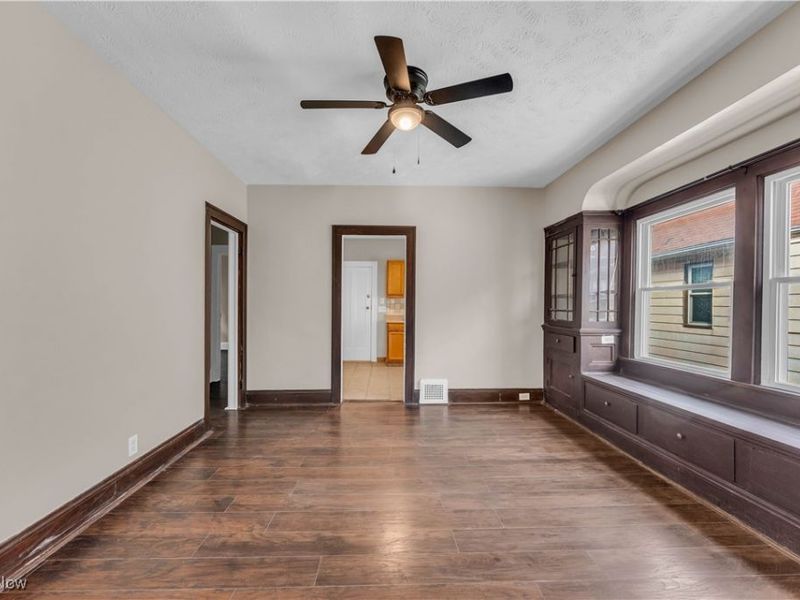 11913 Buckingham Avenue, Unit 2/UP, Cleveland, OH 44120 Photo 9