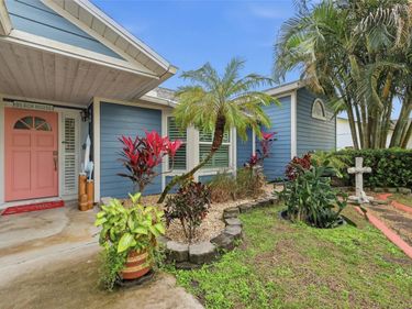 320 SW MAJESTIC TERRACE, PORT ST LUCIE, FL 34984