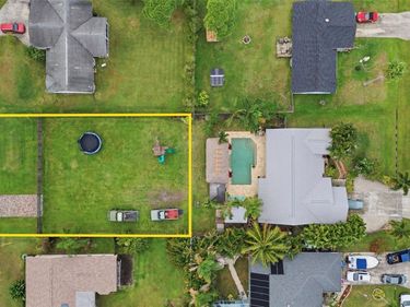 313 SW THORNHILL DRIVE, PORT ST LUCIE, FL 34984