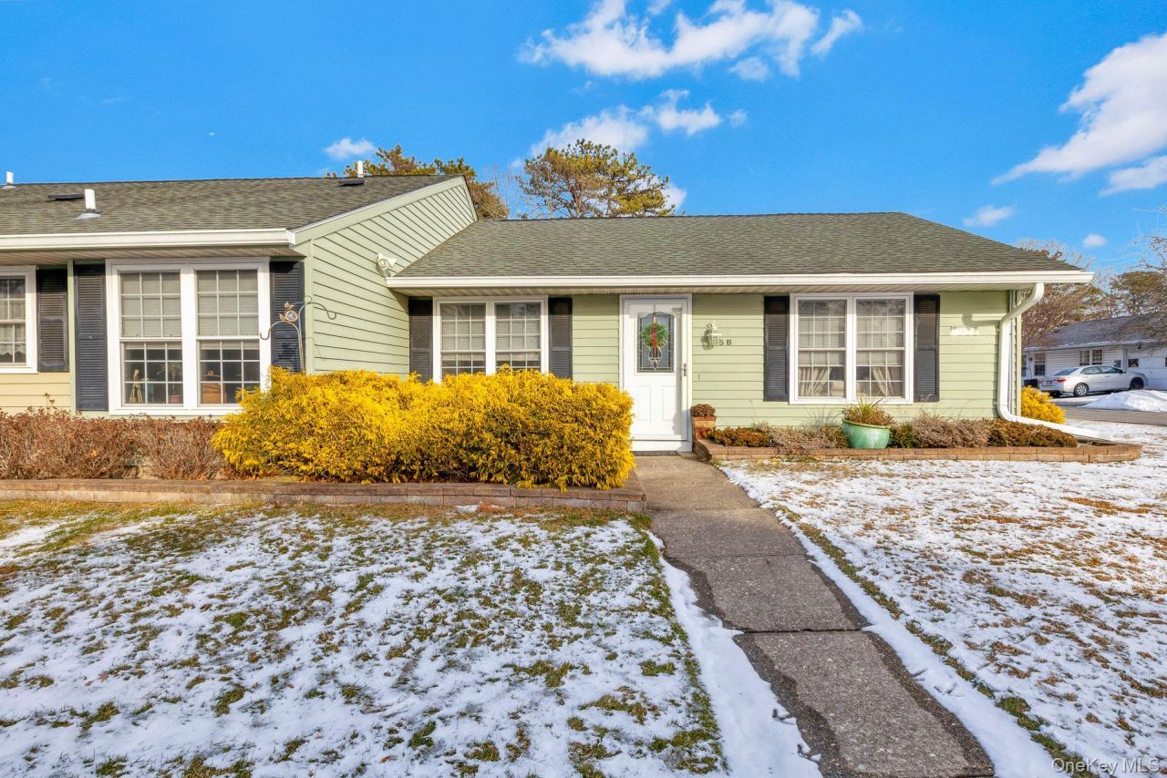 475 Darwen Drive, Unit B, Ridge, NY 11961 Main Photo