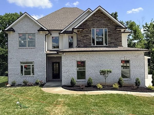 373 Young Lane, Pleasant View, TN 37146
