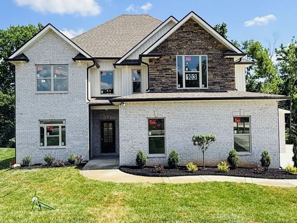 373 Young Lane, Pleasant View, TN 37146
