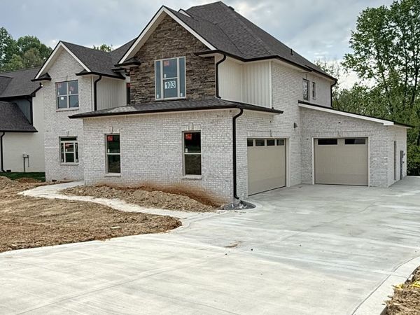 373 Young Lane, Pleasant View, TN 37146