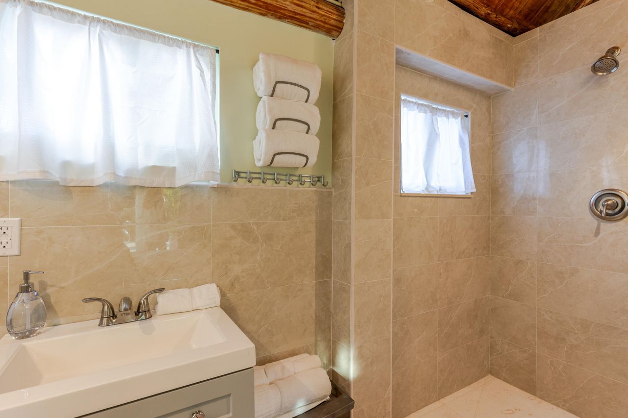 771 12th Street, Key Colony, FL 33051 Photo