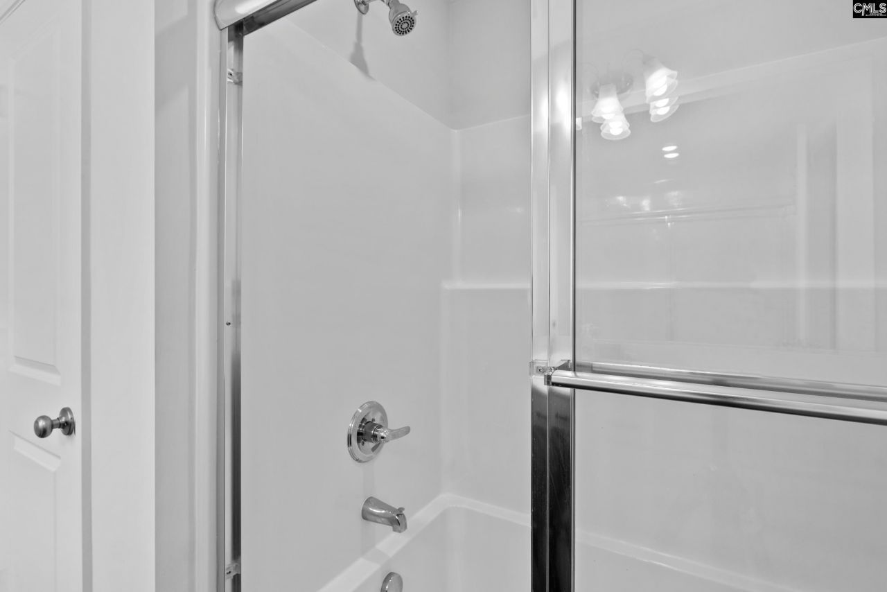 614 Wooster Drive Photo 17