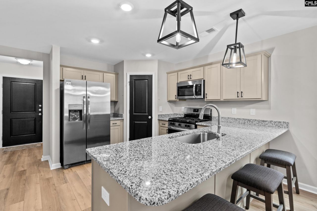 614 Wooster Drive Photo 5