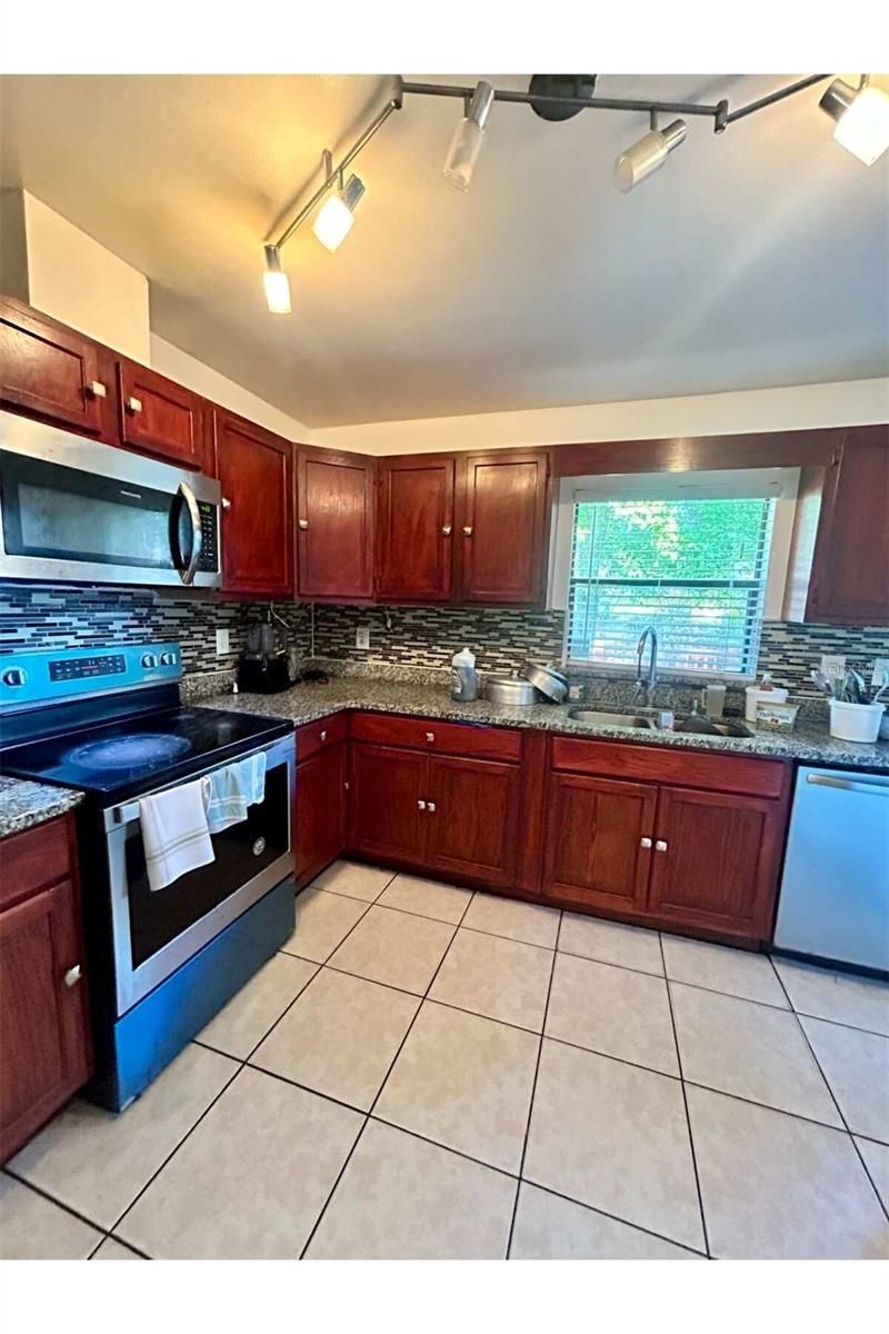 5470 Higgins Way, Orlando, FL 32808 Photo