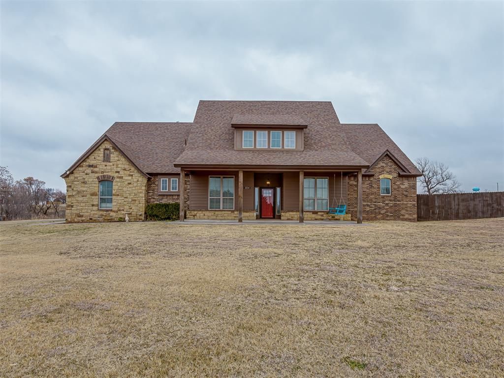 304 Remuda East Street, Yukon, OK 73099 Main Photo