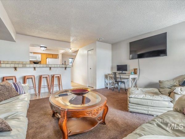 269 N Eagle Glen Ln., Eagle, ID 83616