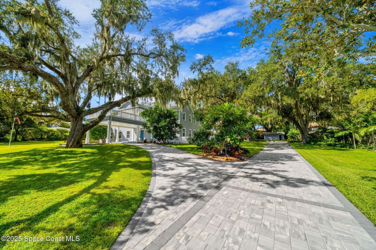 875 N Indian River Drive, Cocoa, FL 32922 Photo