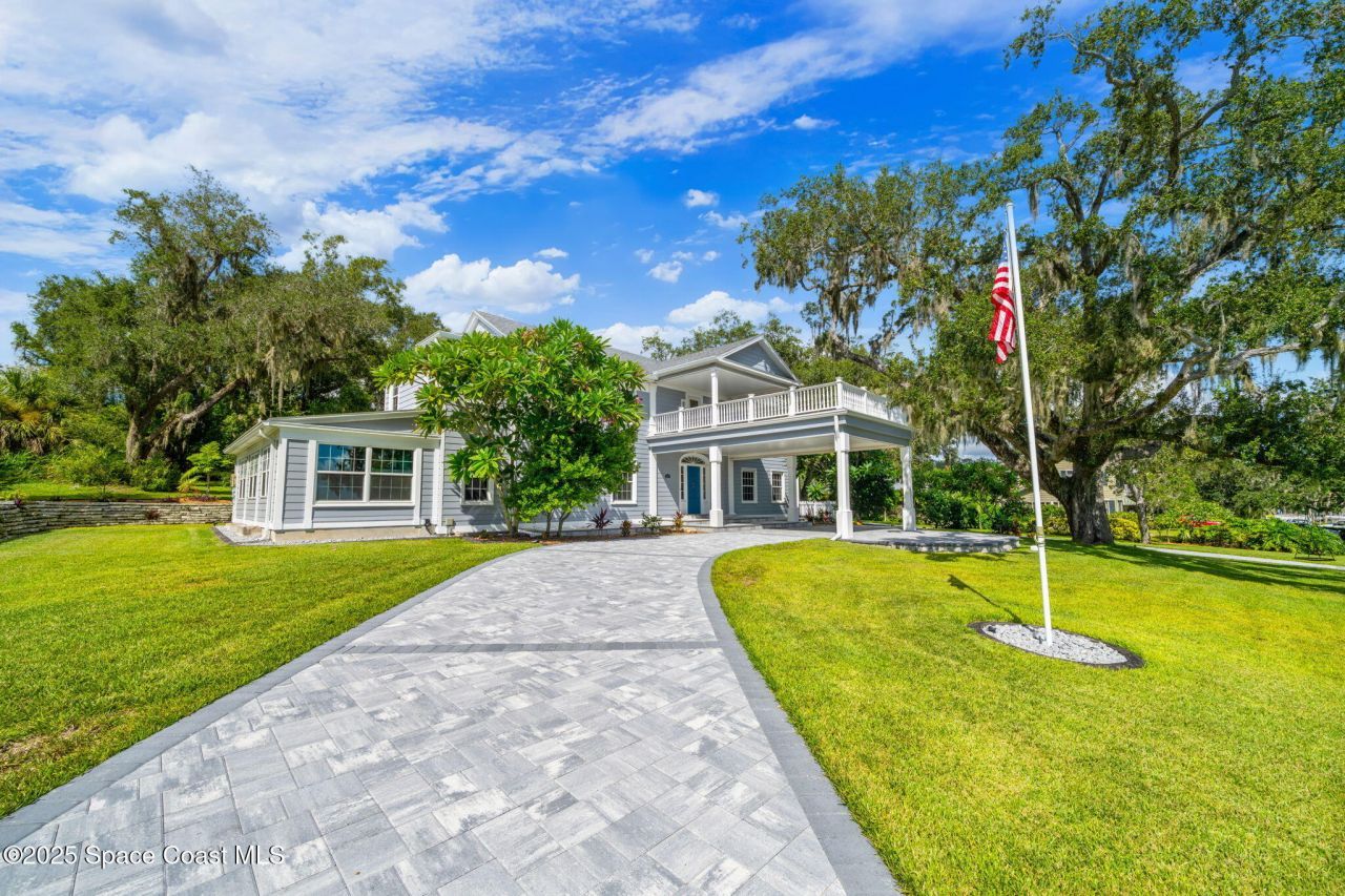 875 N Indian River Drive, Cocoa, FL 32922 Photo