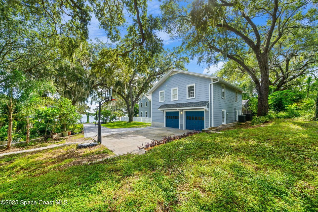875 N Indian River Drive, Cocoa, FL 32922 Photo