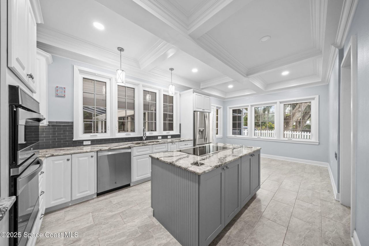 875 N Indian River Drive, Cocoa, FL 32922 Photo