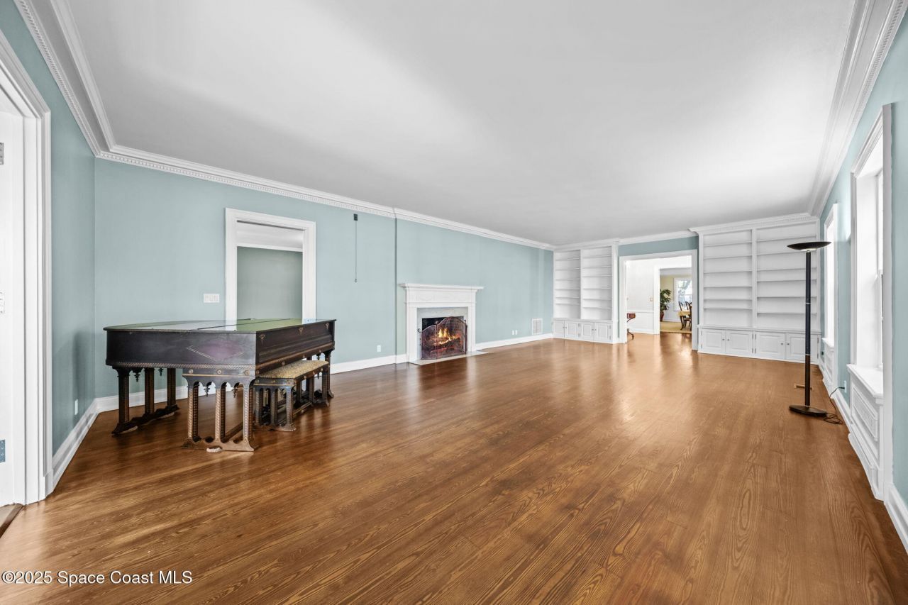 875 N Indian River Drive, Cocoa, FL 32922 Photo