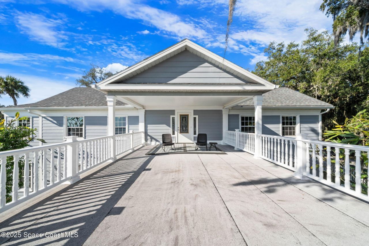 875 N Indian River Drive, Cocoa, FL 32922 Photo