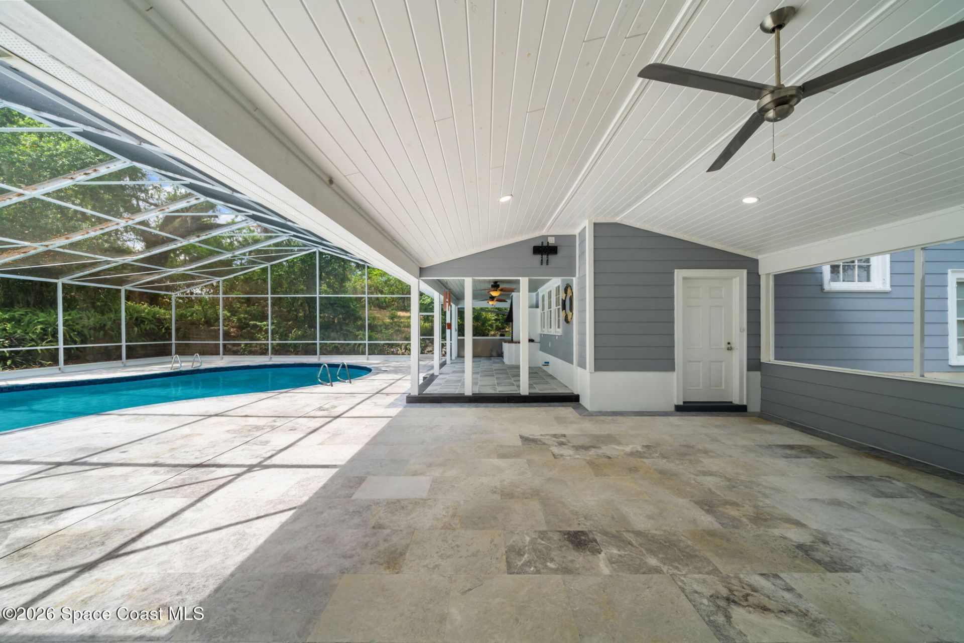 875 N Indian River Drive, Cocoa, FL 32922 Photo