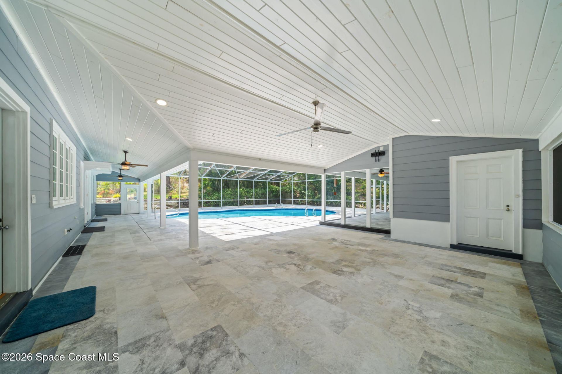 875 N Indian River Drive, Cocoa, FL 32922 Photo