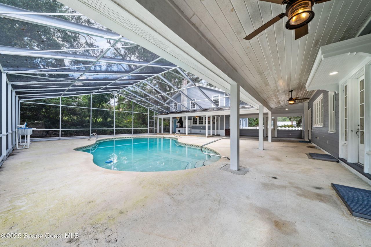 875 N Indian River Drive, Cocoa, FL 32922 Photo