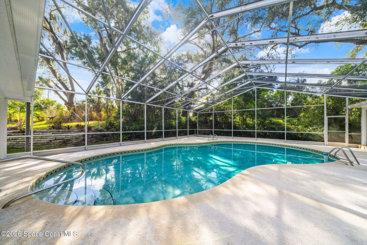 875 N Indian River Drive, Cocoa, FL 32922 Photo