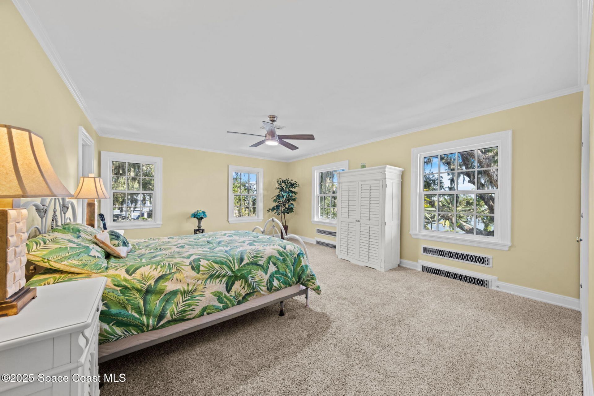 875 N Indian River Drive, Cocoa, FL 32922 Photo