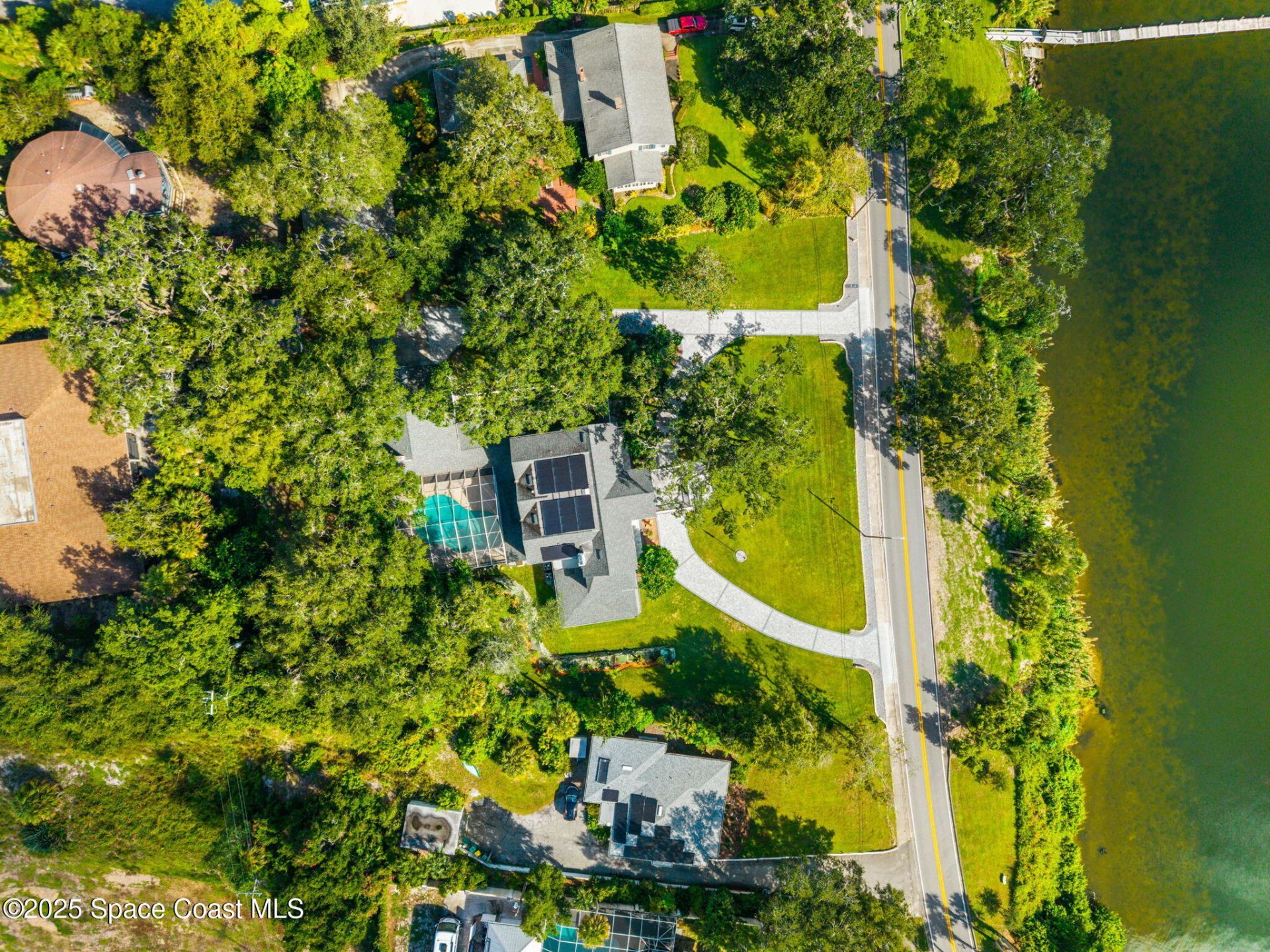 875 N Indian River Drive, Cocoa, FL 32922 Photo