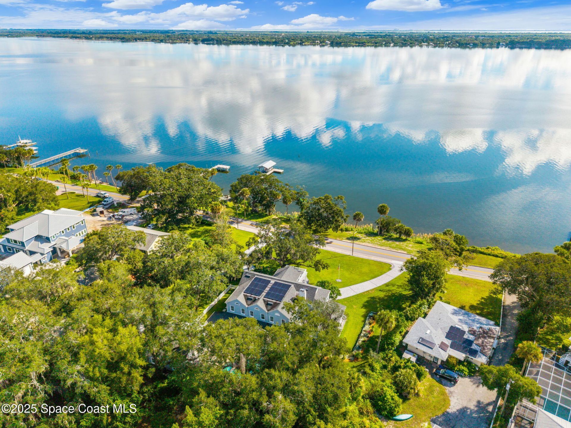 875 N Indian River Drive, Cocoa, FL 32922 Photo