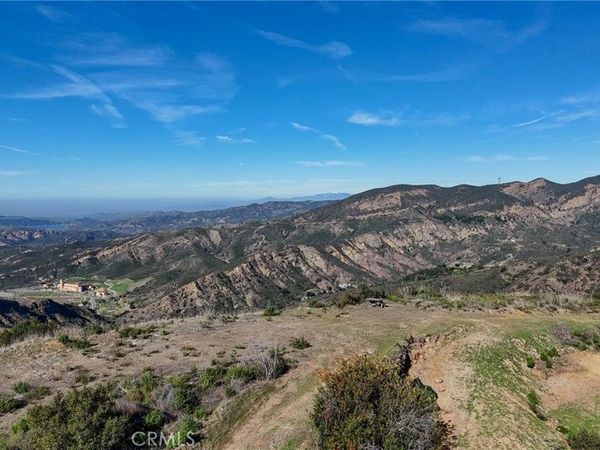 10 Williams Canyon Road, Silverado, CA 92676