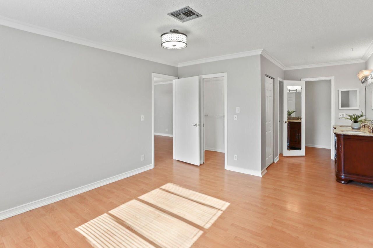 2480 Juniper Drive, Unit 203, Delray Beach, FL 33445 Photo