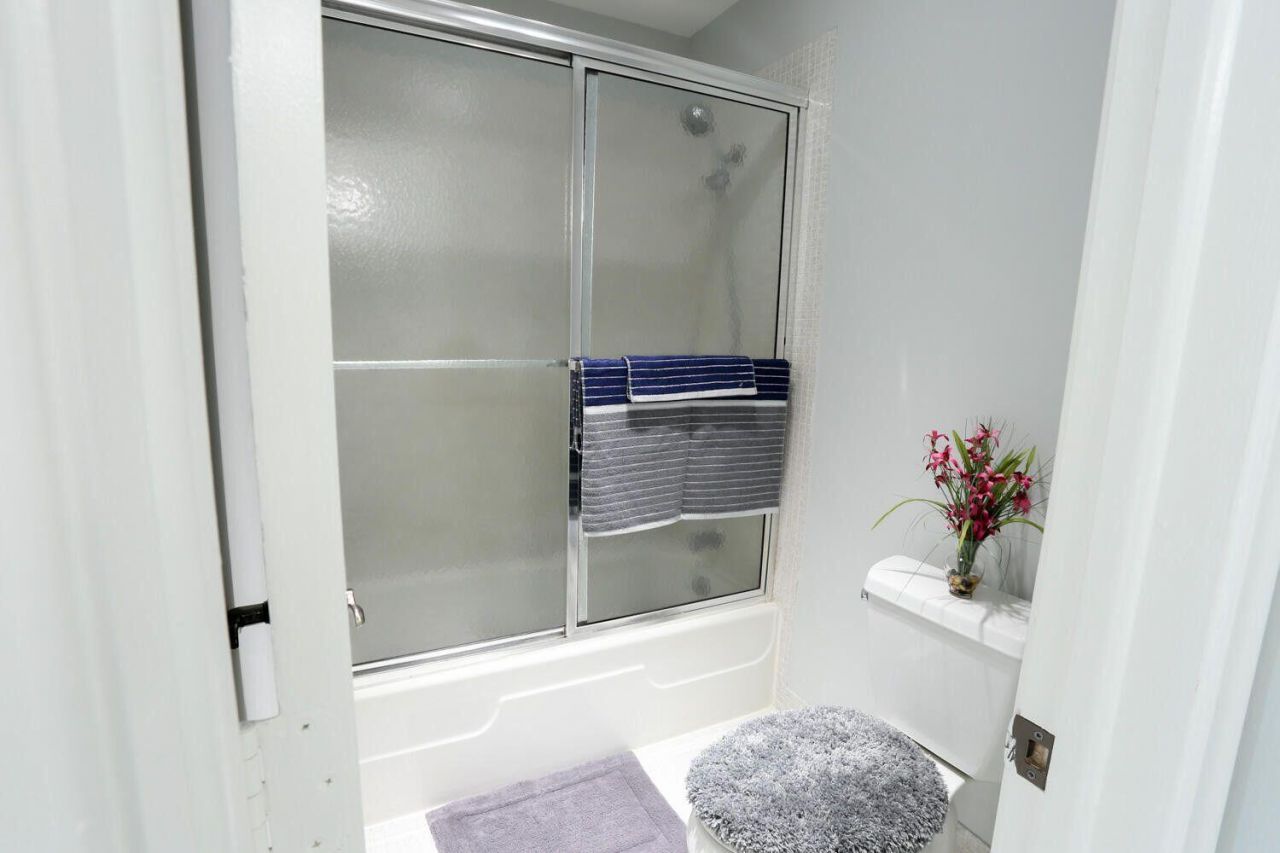 2480 Juniper Drive, Unit 203, Delray Beach, FL 33445 Photo