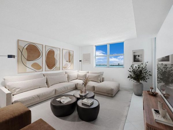 7501 E Treasure Drive, Unit 8n, North Bay Village, FL 33141