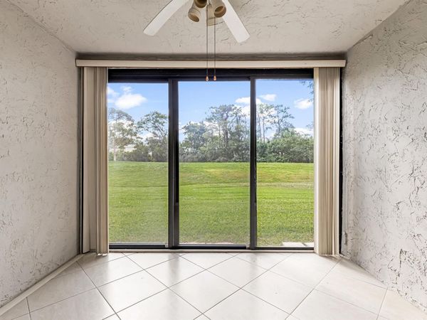 9270 Vista Del Lago, Unit E27, Boca Raton, FL 33428