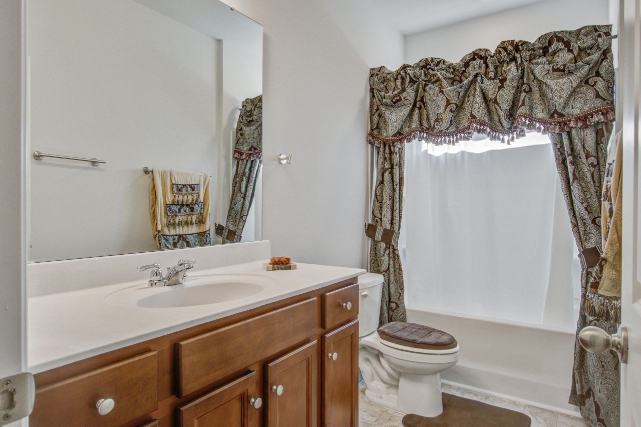 135 Winding Grove Lane Photo 25