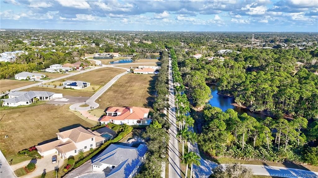 133 SE Via Lago Cervaro, Port Saint Lucie, FL 34952 Photo