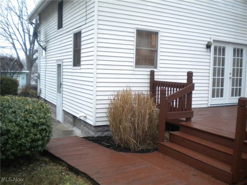 553 Princeton Avenue, Barberton, OH 44203 Photo 2