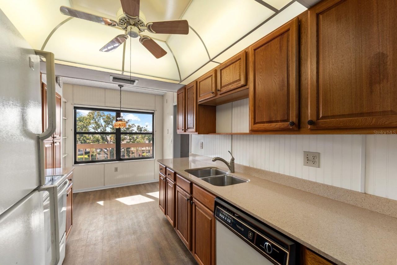 505 30th Avenue W, Unit E304, Bradenton, FL 34205 Photo