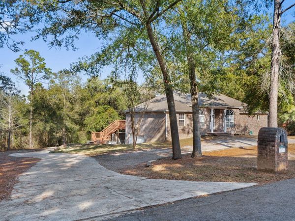 1574 Texas Parkway, Crestview, FL 32536