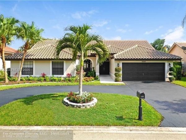 12180 NW 2nd St, Coral Springs, FL 33071