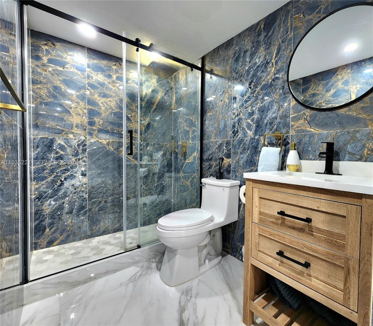 3725 S Ocean Dr, Unit 425, Hollywood, FL 33019 Photo