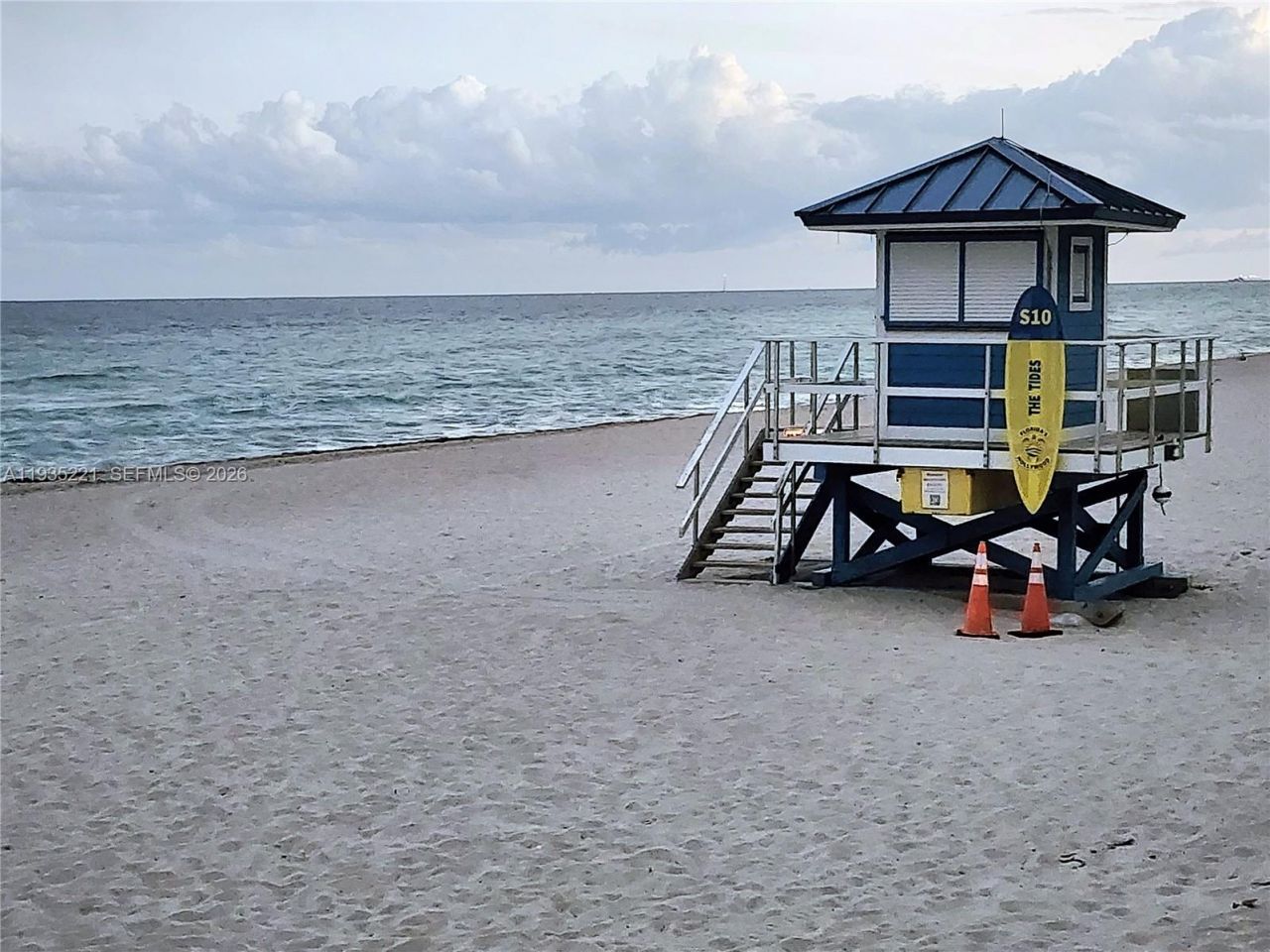 3725 S Ocean Dr, Unit 425, Hollywood, FL 33019 Photo