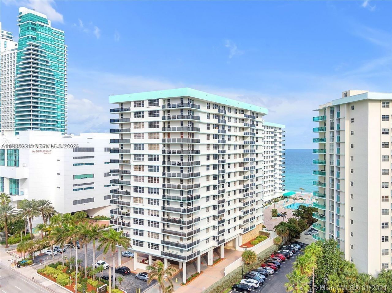 3725 S Ocean Dr, Unit 425, Hollywood, FL 33019 Photo