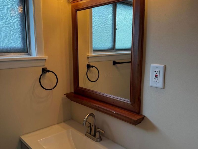 1607 Baxter Drive, Columbus, OH 43227 Photo 14