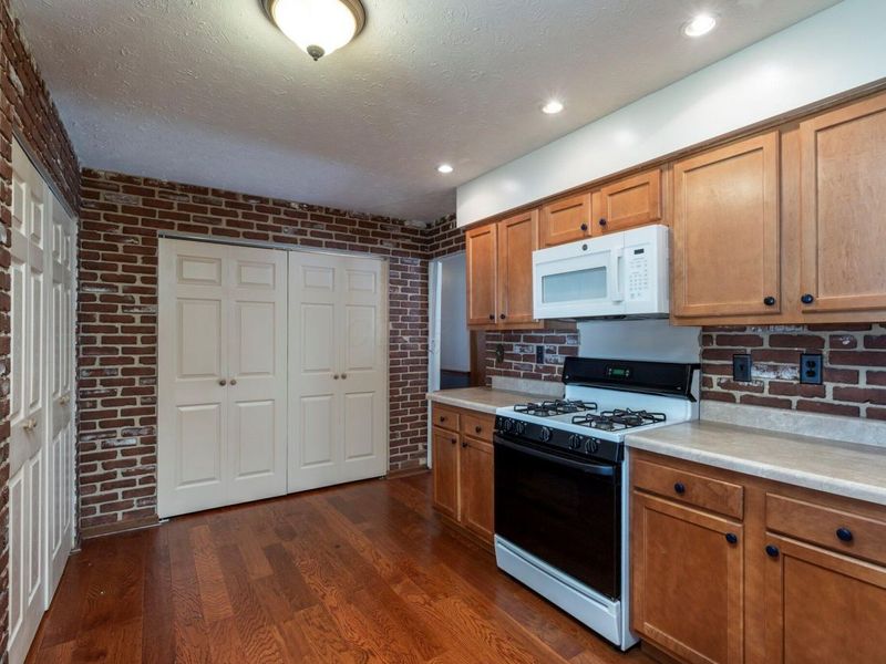 558 Damon Drive, Washington Court House, OH 43160 Photo 11